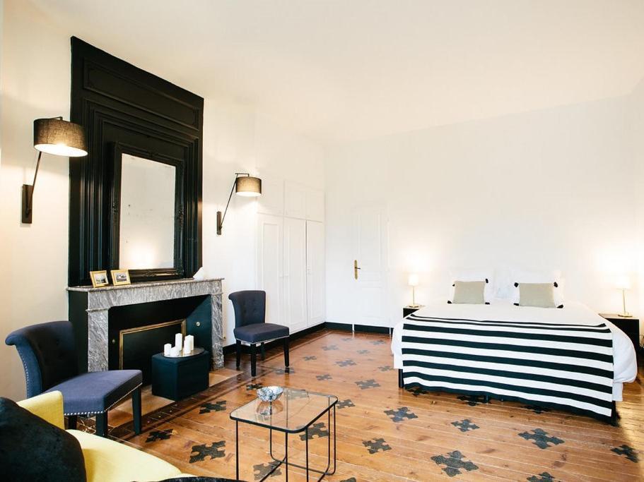 Le Coeur Des Vignes Hotel Пойак Стая снимка